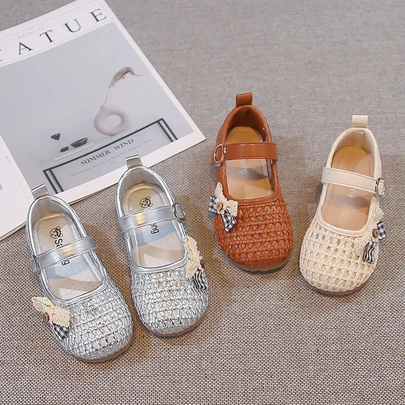 2026 Summer New Girl Sandals Hollow Sweet Bow Children's Beach Shoes Multi functional Soft Bottom Princess Shoes Korean Style