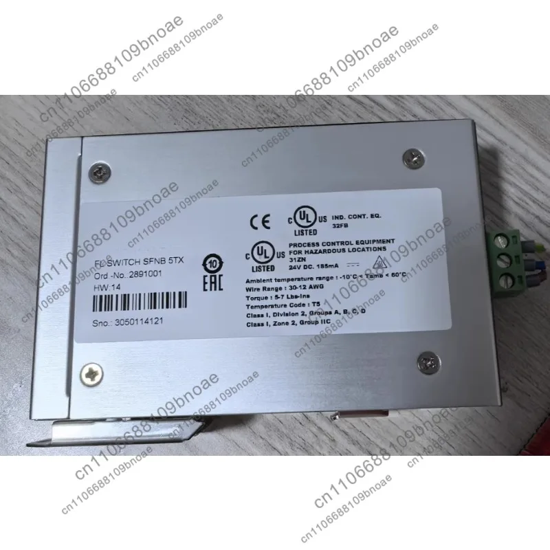 5-Port Industrial Switch FL SWITCH SFNB 5TX, 2891001 24V DC power supply, -10 - 60 °   C, wiring gauge 30-12 AWG, tested OK