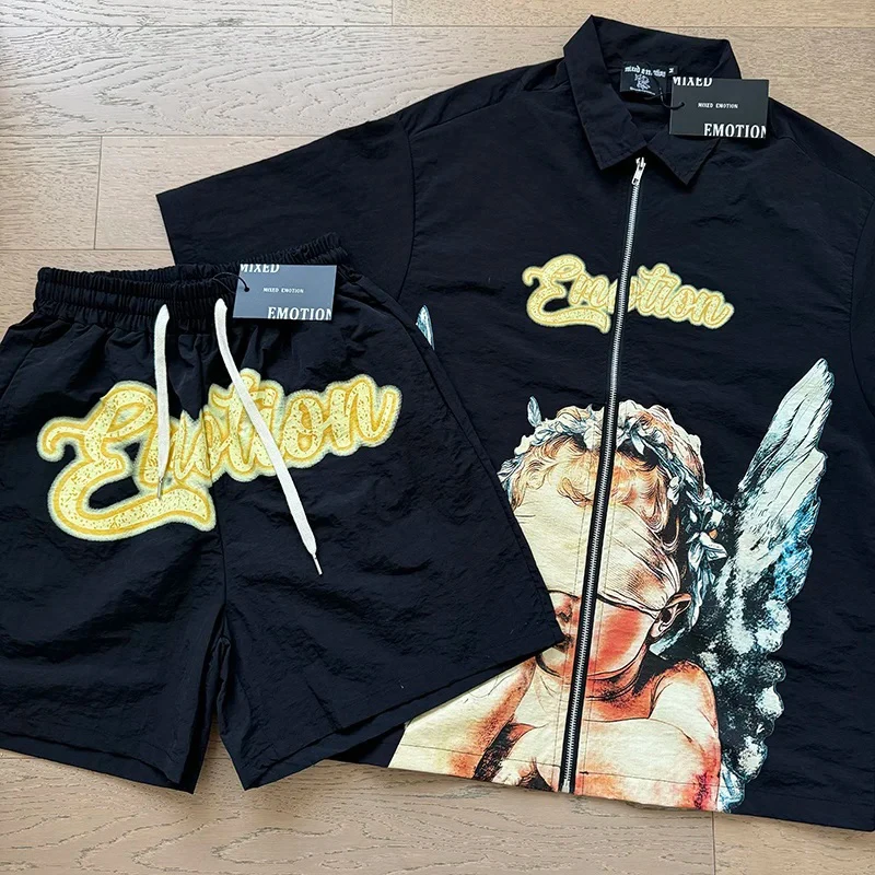 

Хорошее качество СМЕШАННАЯ ЭМОЦИЯ футболка шорты тканые быстросохнущие пляжные шорты для мужчин и женщин классический желтый буквенный логотип с принтом