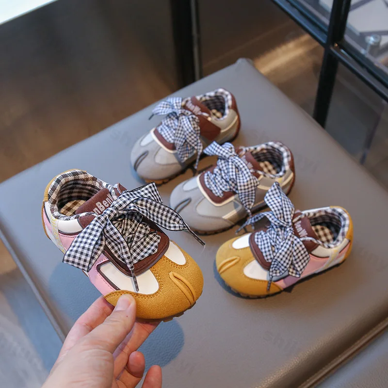 

Children's Vintage Color Blocked Low Top Casual Shoes 2025 Autumn Girls' Fashion Versatile Comfortable Non Slip Lace Up Sneakers