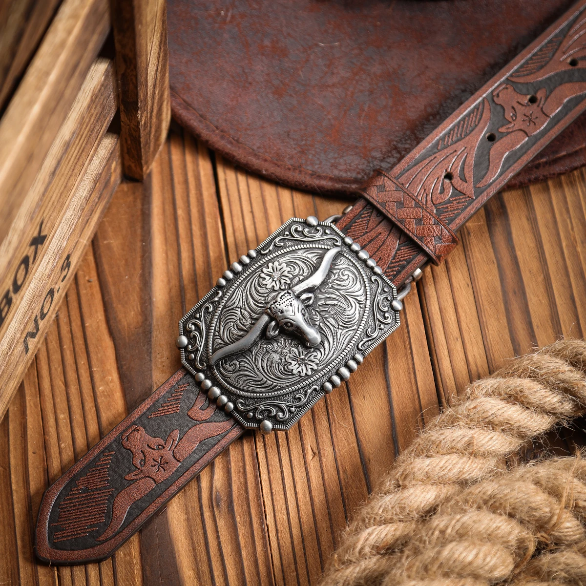 Ein Western-Style PU-Ledergürtel für Damen und Herren, ein Klassischer und Lässiger Retro-Gürtel – Detail 11