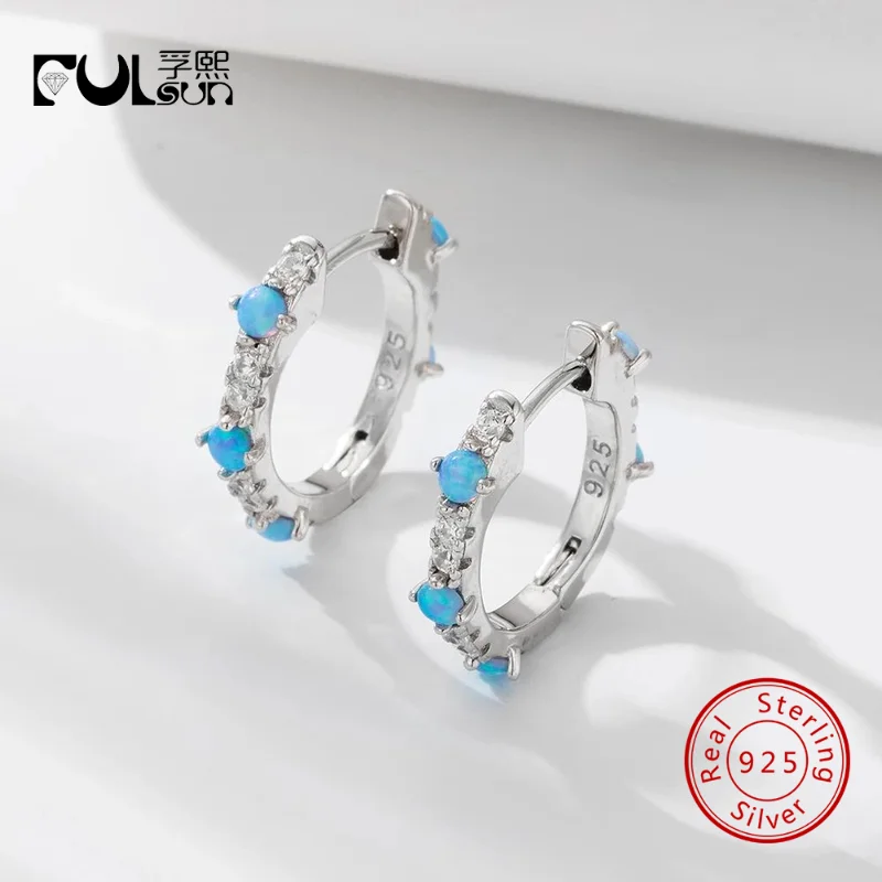 Pendientes de Aro Pequeños de Plata de Ley 925 Chapados en Oro con Ópalo y Circonita Cúbica Alternados, Aros Pequeños para Piercing de Cartílago, Joya Elegante para Mujer