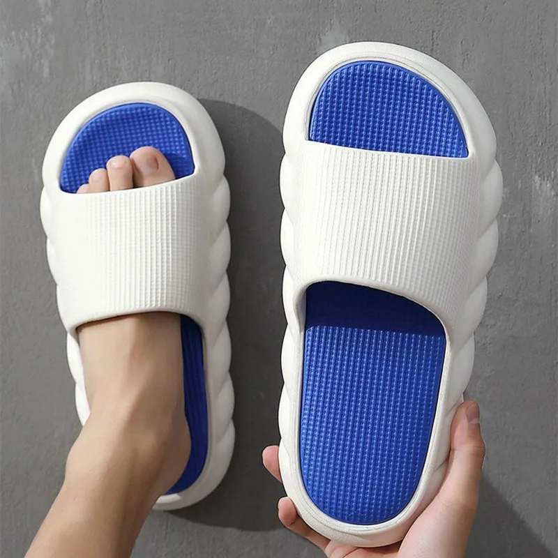 New Summer Men's Slippers EVA Soft Indoor Home Slides Beach Unisex Slippers Non-slip Soft Flip Flops Male Thick Sole Slippers
