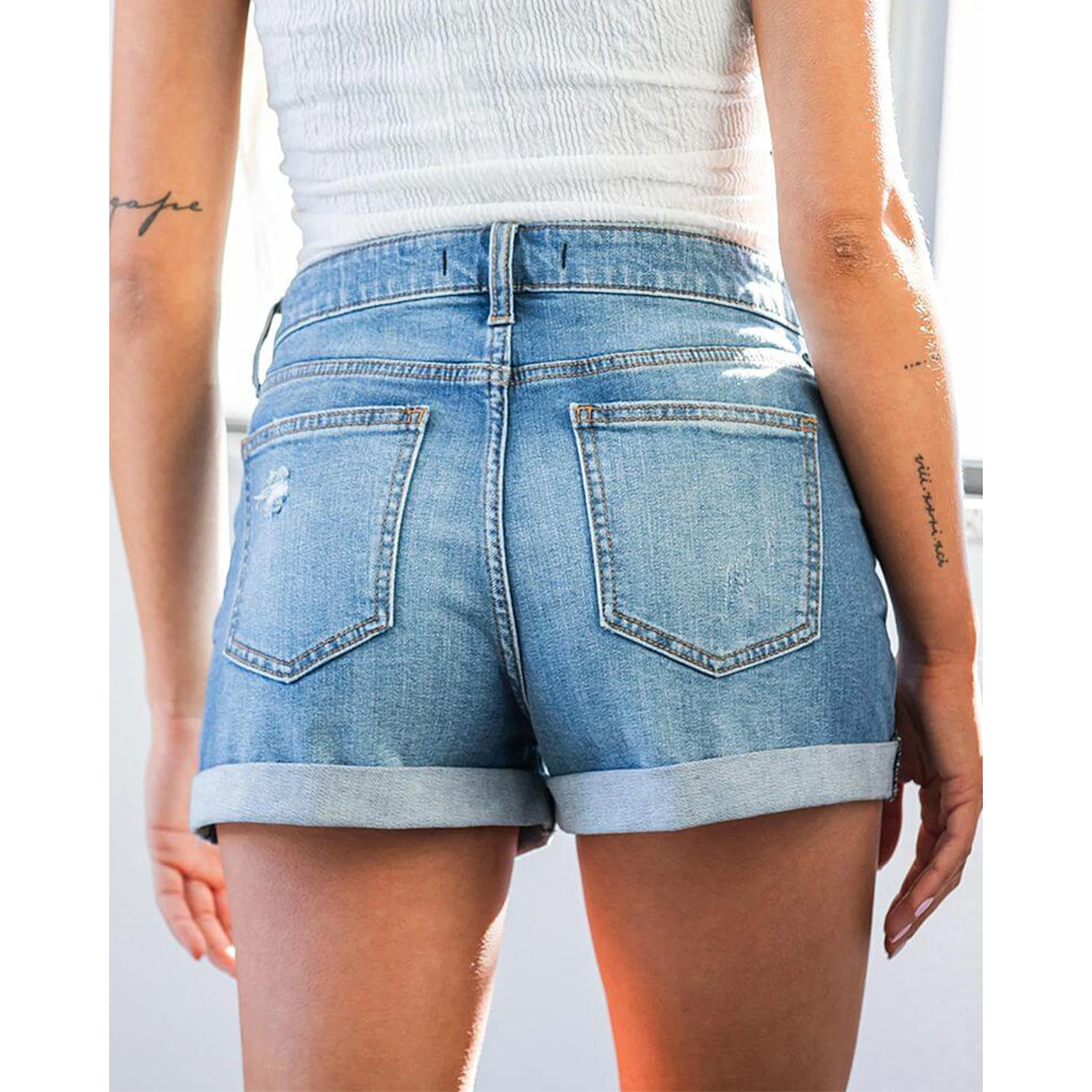 Women\'s casual slim-fit denim shorts for spring/summer