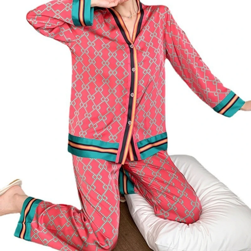 طقم بيجامة نسائية من الحرير الجليدي برقبة على شكل حرف V وأكمام طويلة، حرير صناعي، مقاس كبير