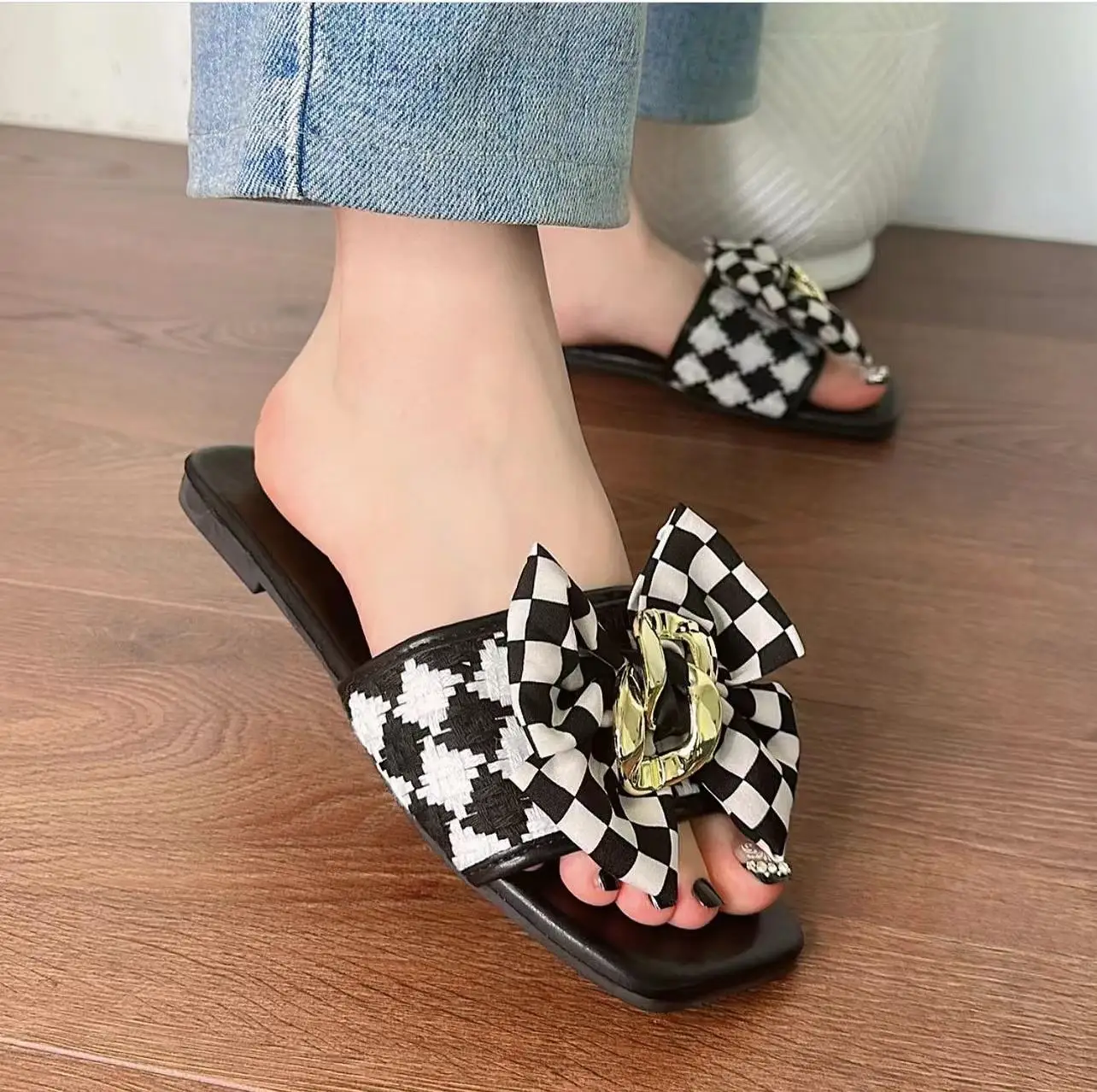 New arrivals 2024 design women sandals bow geometric grid 3 color 36-43 flat slippers beauty patterns