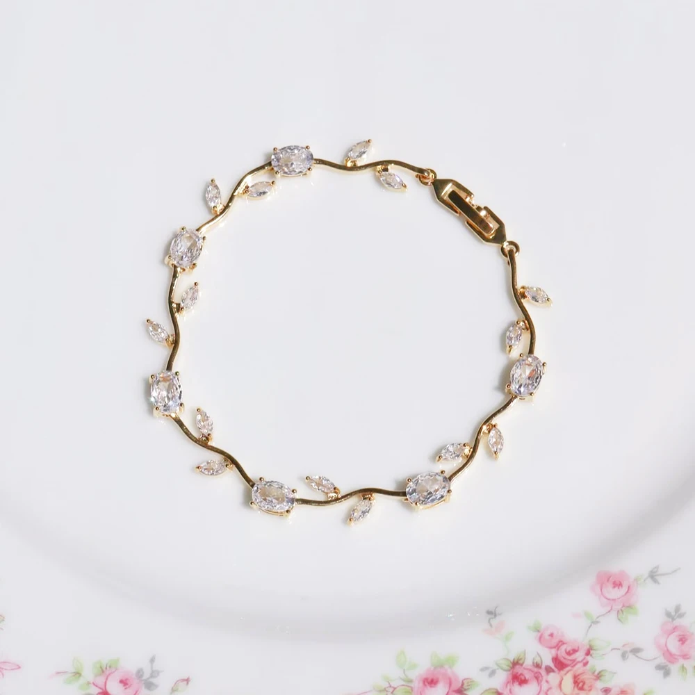 Tulpenrosa Zirkonia-Handgelenkskette mit Rankenblumen, süßes und romantisches Metallarmband für Damen, Schmuck, Hochzeitsgeschenk