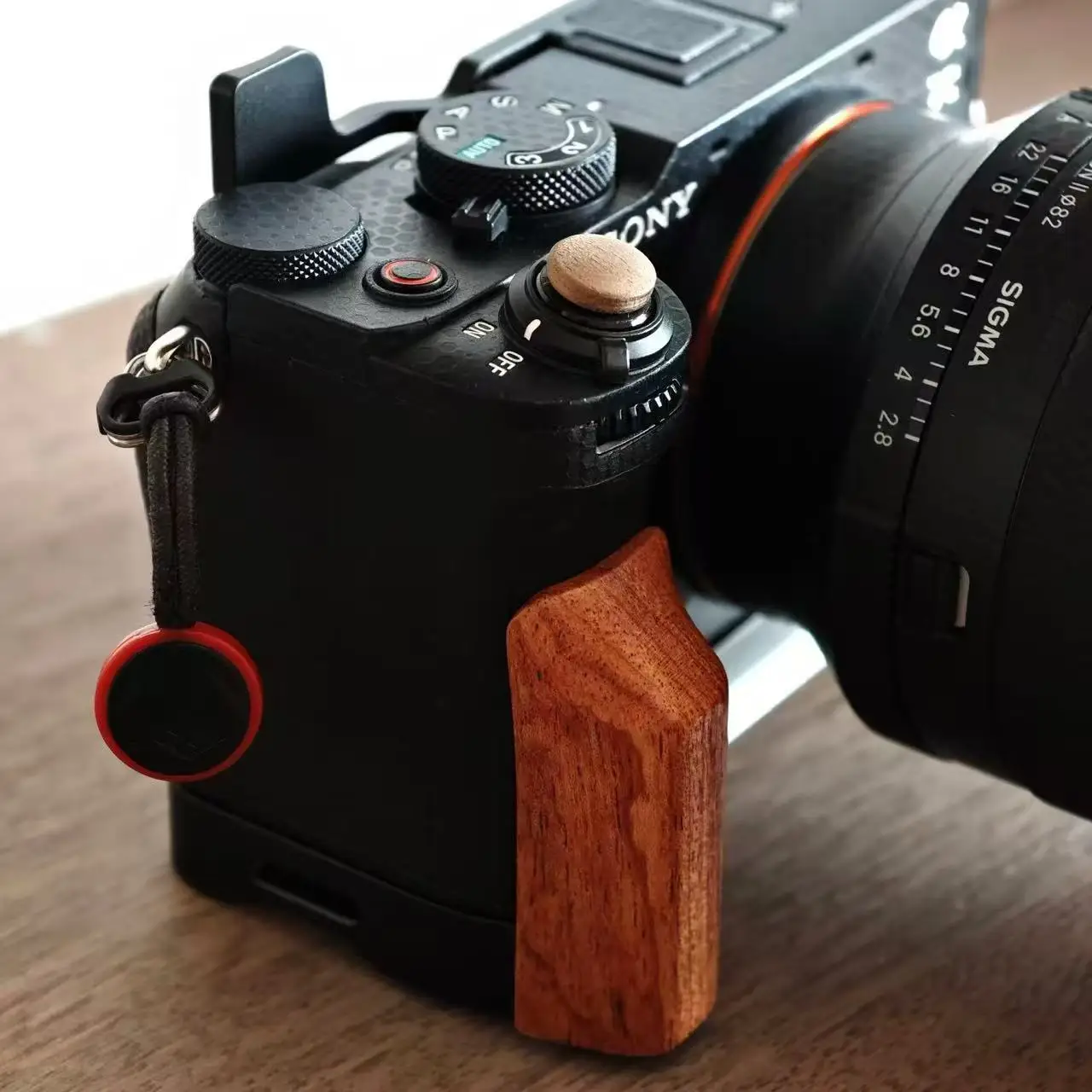FITTEST Handgreep Houten Handvat Houten Grip L Beugel voor Sony a7C 2 en a7 C R A7CII Camera Arca Statief Beugel Fit RRS LEOFOTO