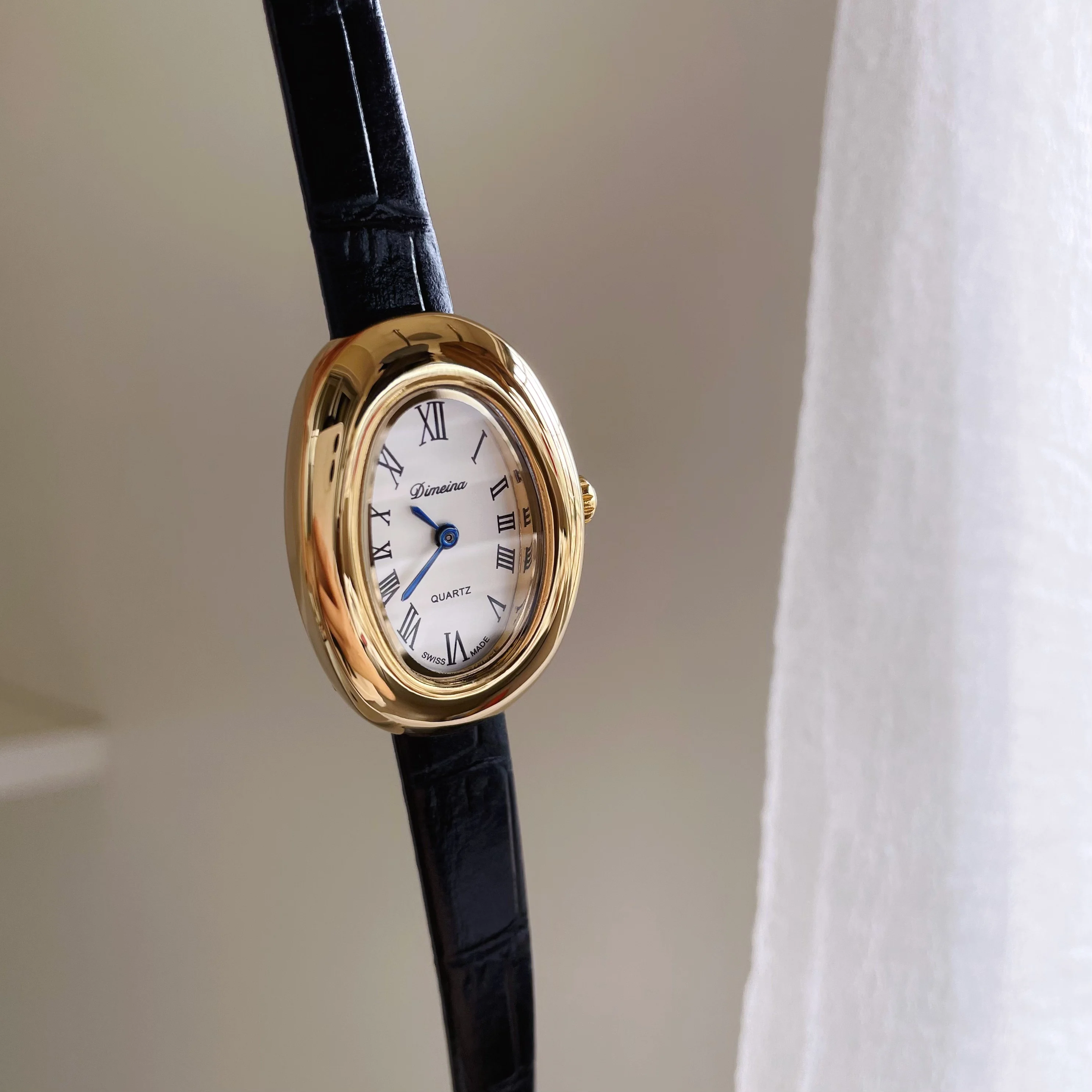 Classic Bathtub Style Retro Oval Leather Strap Watch For Women, A New 2026 Model, A Luxurious Quartz Watch Suitable For Women.