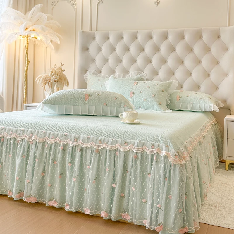 AIWINSURE-Stylish Quilted Bedspread, Queen King Size, with 2 Pillowcases, Soft Bed Cover, Lace Ruffles Bed Skirt Set, Non-slip