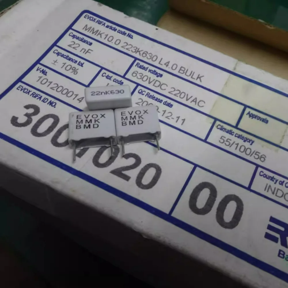 

20PCS MMK10 0.022uf/630v 22nf 223 Brand New 10mm Film Capacitor (Accuracy: 10%)