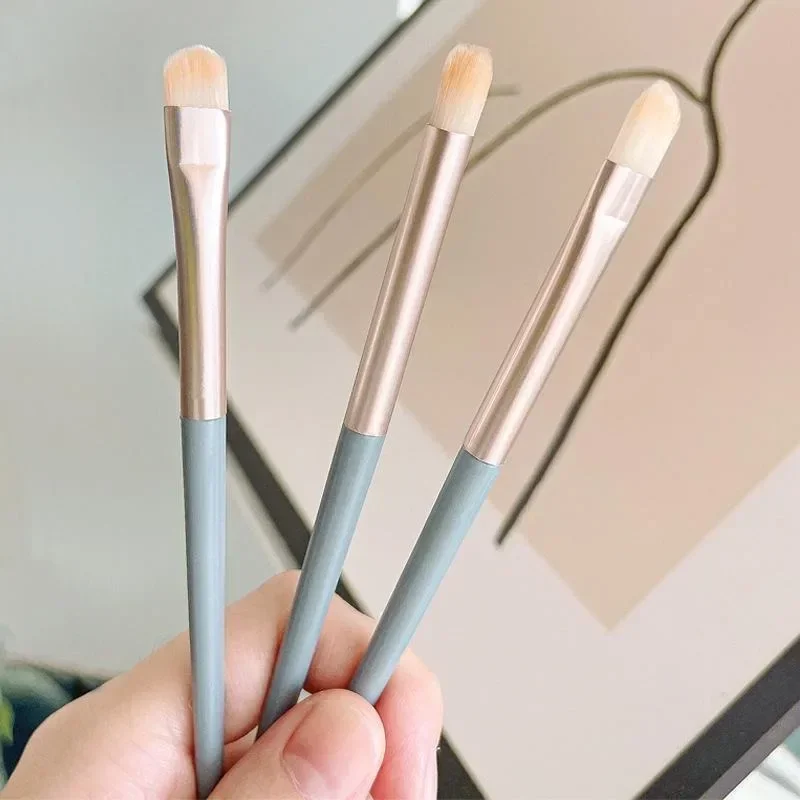 3Pcs/set Makeup Eyeshadow Brush Set Soft Mini Concealer Brushes Portable Cosmetic Applicators Foundation Brush