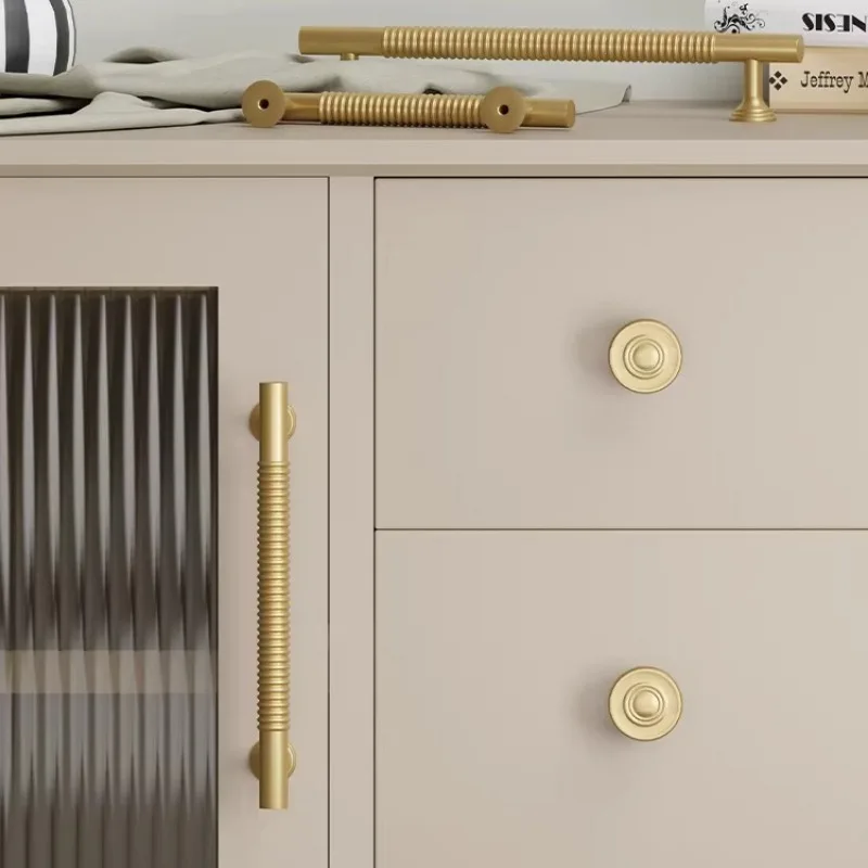 Messing-Schrankgriffe, Möbelbeschläge, Griffe für Kleiderschränke, Schubladen, Knöpfe, französisches Gold, amerikanisch modern, retro, Schlafzimmerschrankgriffe – Detail 9