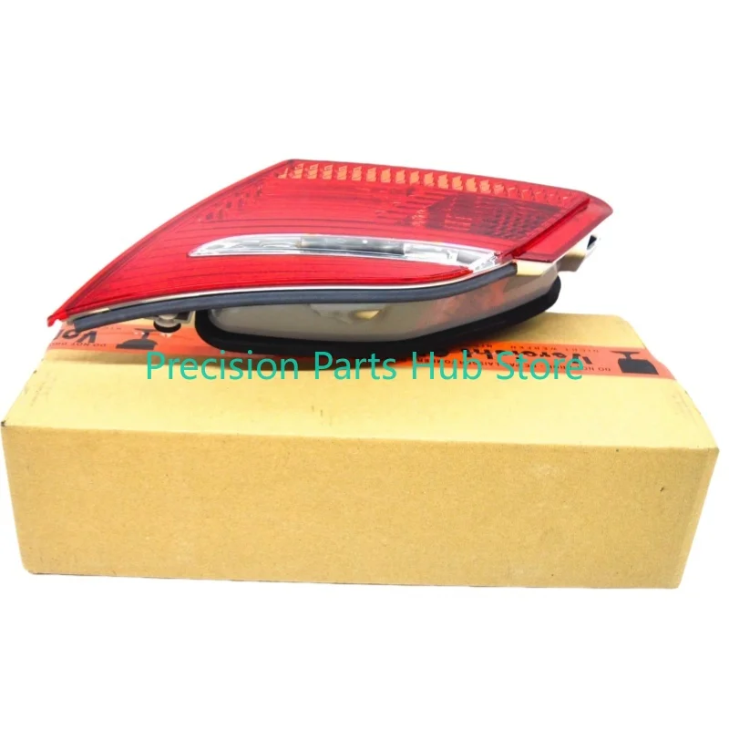 

OEM 63216938517 63216938518 Left / Right Car Rear Inner LED Tail Light Brake Lamp Tail Lamp Assembly For BMW E65 E66 E67
