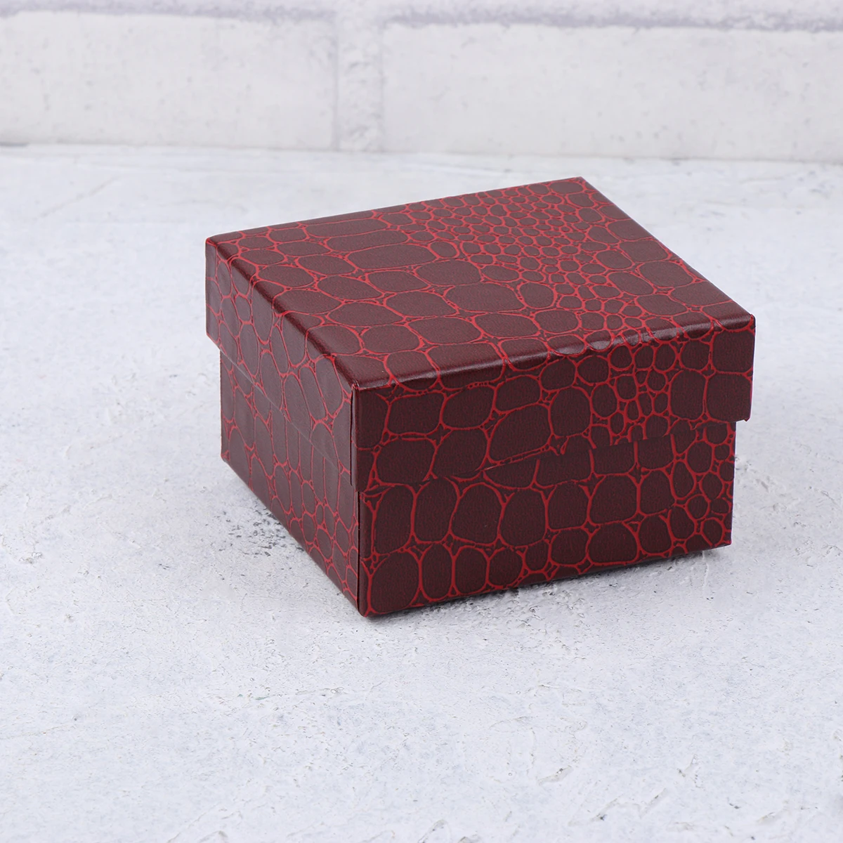 

Watch Storage Box Premium Material Durable Long Term Simple Elegant Red Watch Case Jewelry Packaging Suitable Personal Business