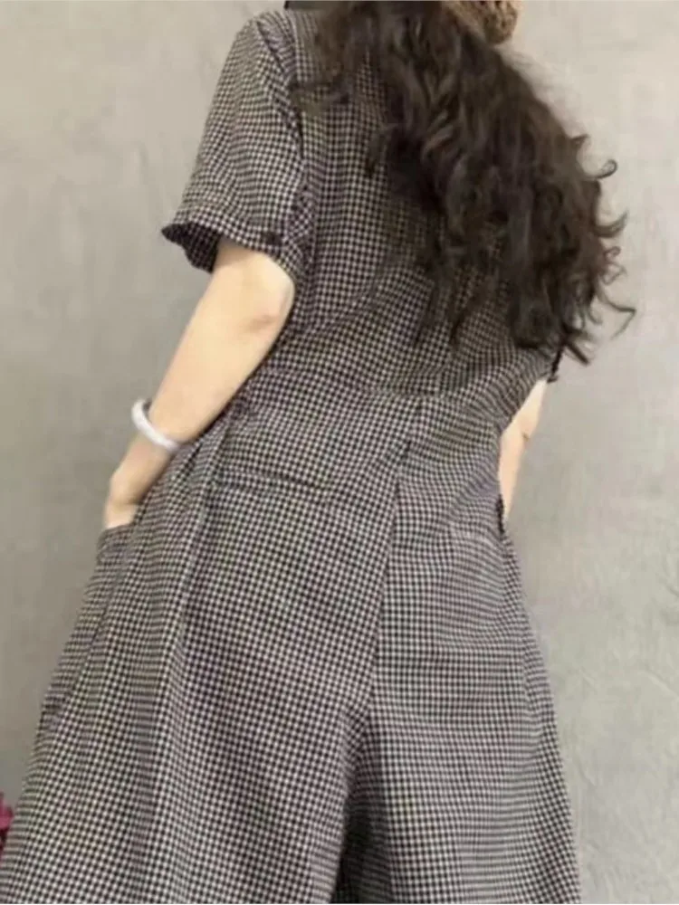 بدلة قفز صيفية كبيرة الحجم منقوشة مطبوعة بدلة قفز نسائية غير رسمية فضفاضة ذات ثنيات واسعة الساق بدلة قفز نسائية طويلة