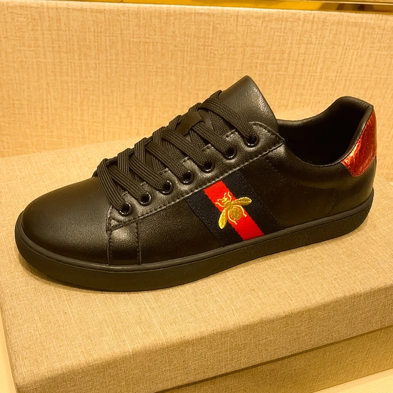 

2025 New Men's Board Shoes,sneakers,skate shoes,Casual Shoes Travel Durable shock-absorbing unisex Casual soft-soled Soft Sole