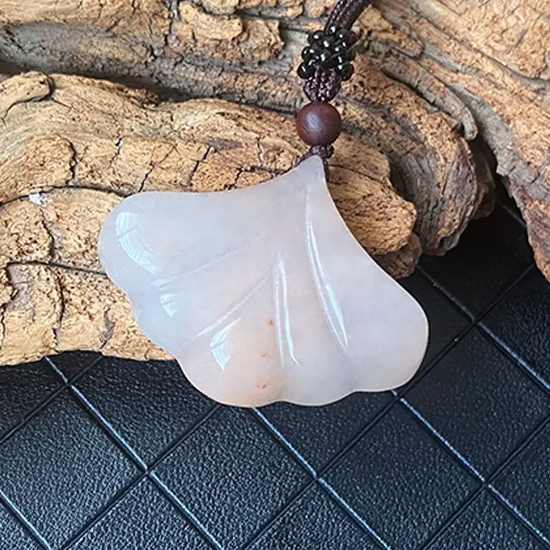 

Gold silk jade ginkgo leaf pendant, Xinjiang violet women's pendant, colored jade ice jade leaf pendant