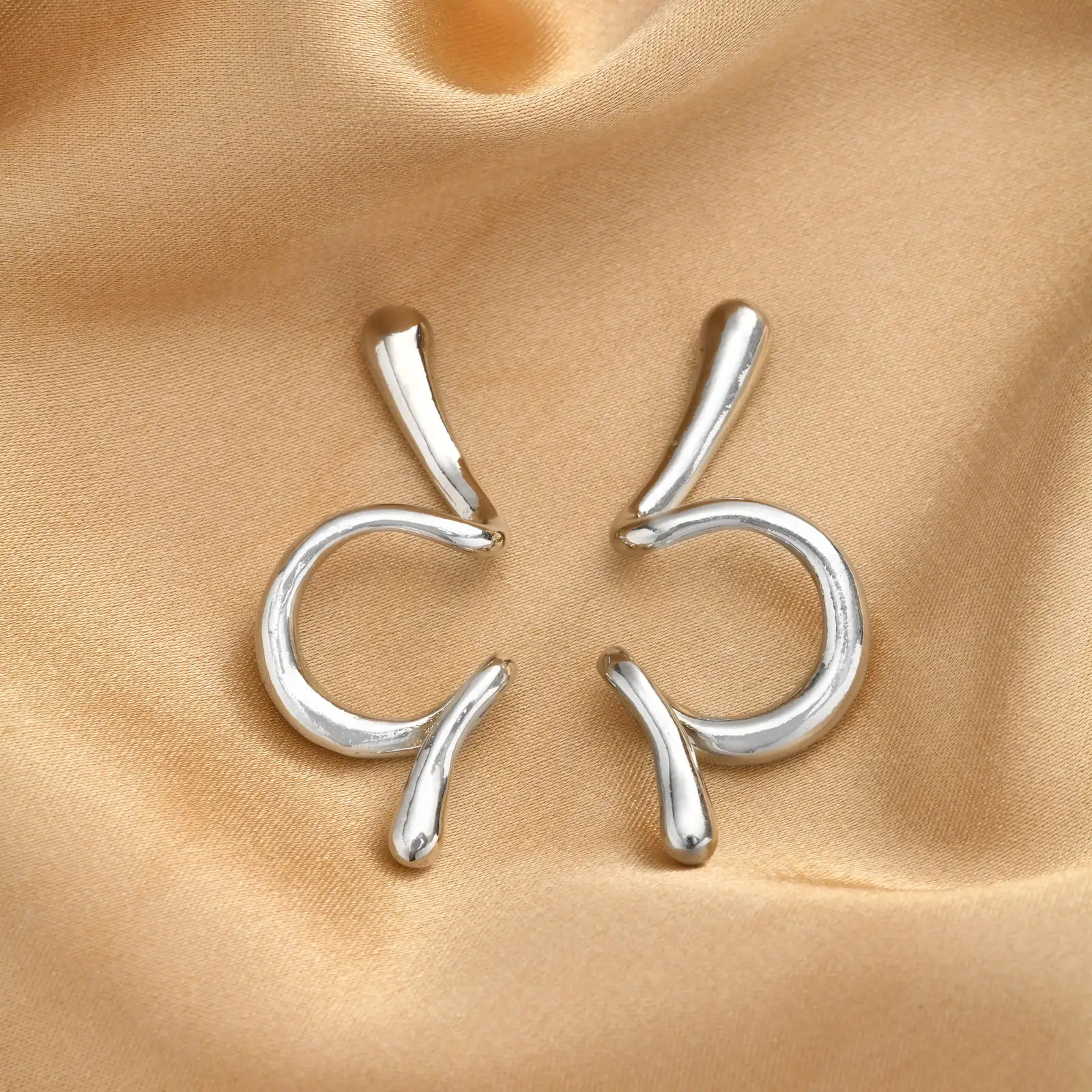 Snake Shape Ear Cuff for Women - Jewelry Making Jewelry 评论和价格