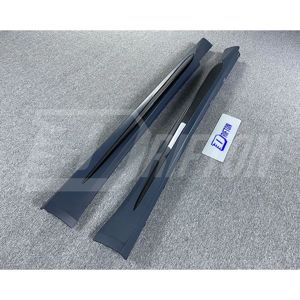 Quadrifogli Style Partial Dry Carbon Fiber Side Skirt for Alfa Romeo Giulia