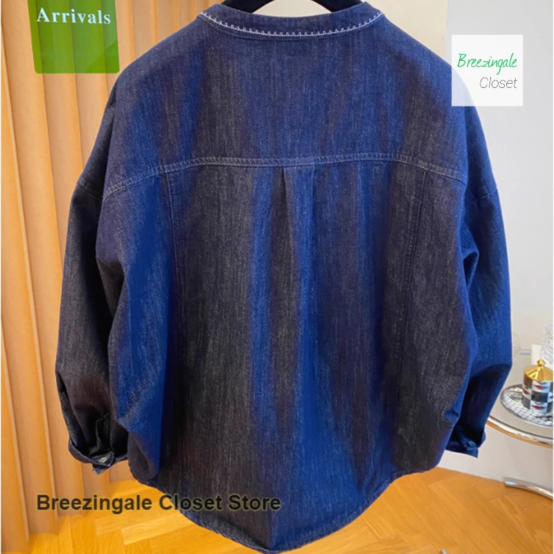 سترة قميص جينز برقبة دائرية متقدمة على الطراز الكوري للنساء للربيع والخريف سترة علوية رفيعة فضفاضة غير رسمية للغاية.