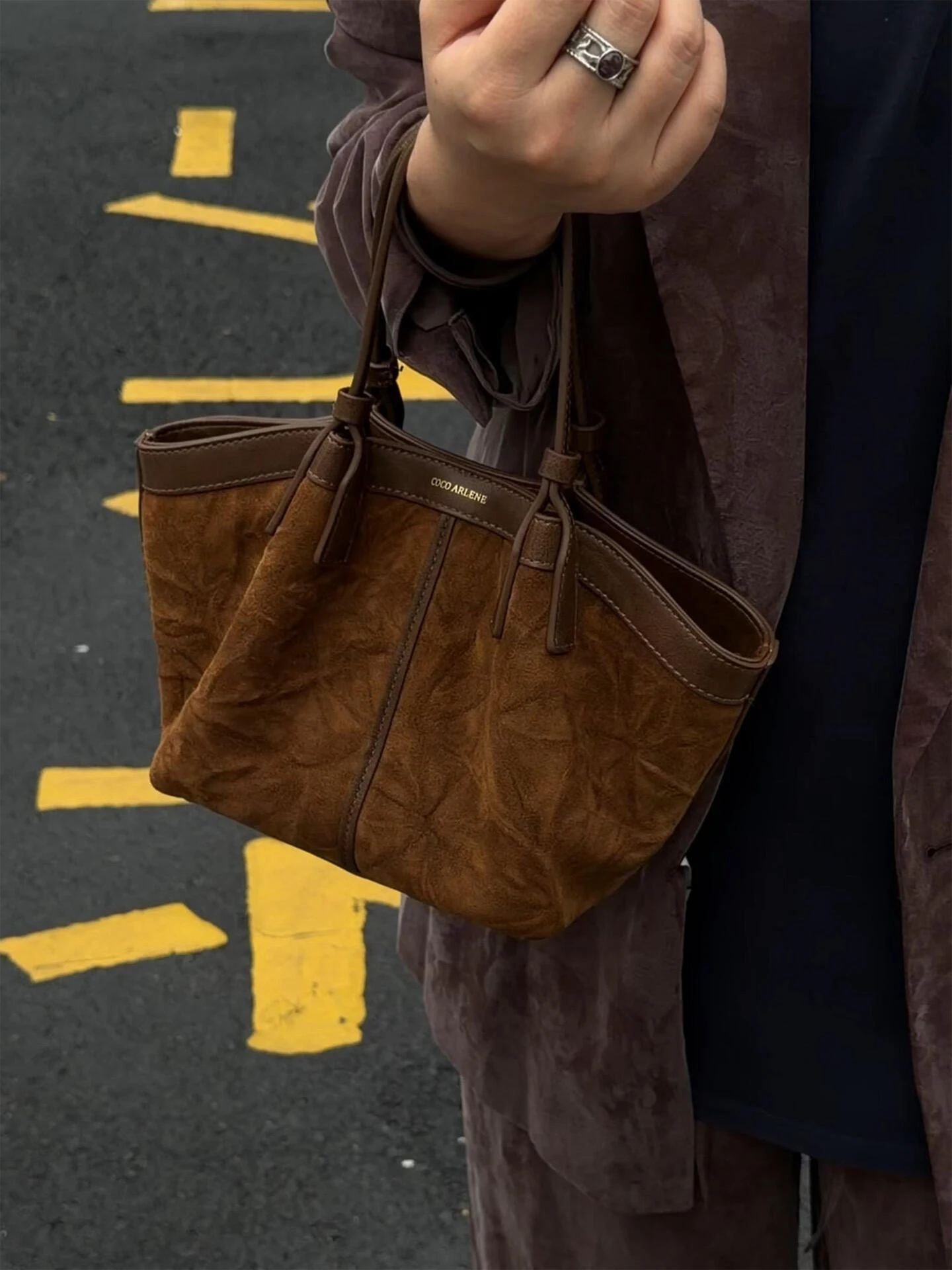 autumn-winter-folds-women's-handbag-exquisite-unique-style-casual-simple-tote-bag-magnetic-buckle-soft-pu-leather-handbag