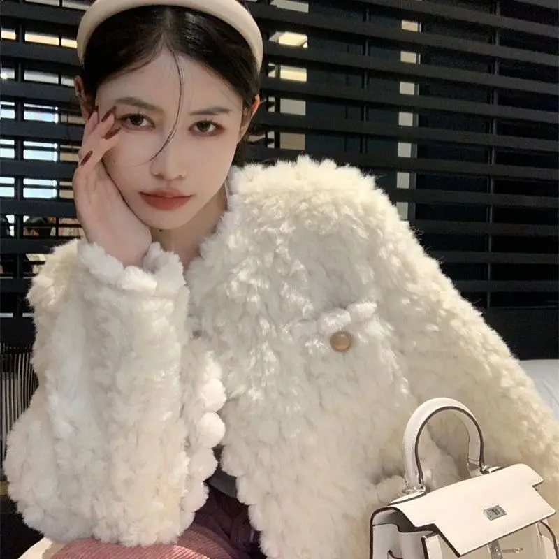 New Xiaoxiangfeng Lamb Wool Jacket Short Style Loose and Thick High-end Plush Top Cotton Jacket