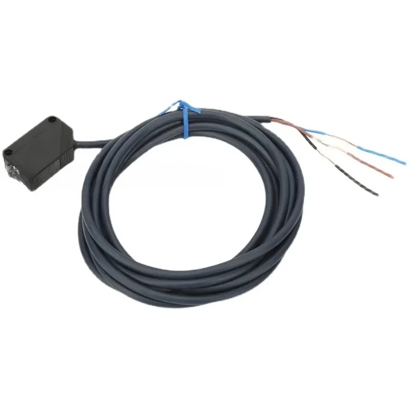 

E3ZG9017M E3ZG-T81-S Датчик OMS 2M BY