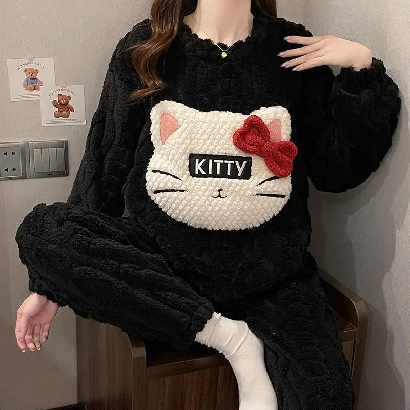 

Sanrio Girl фланелевой зимний теплый пижамный комплект с круглым вырезом Kawaii Hello Kitty в стиле комиксов, студенческая модная утепленная одежда для отдыха, новинка