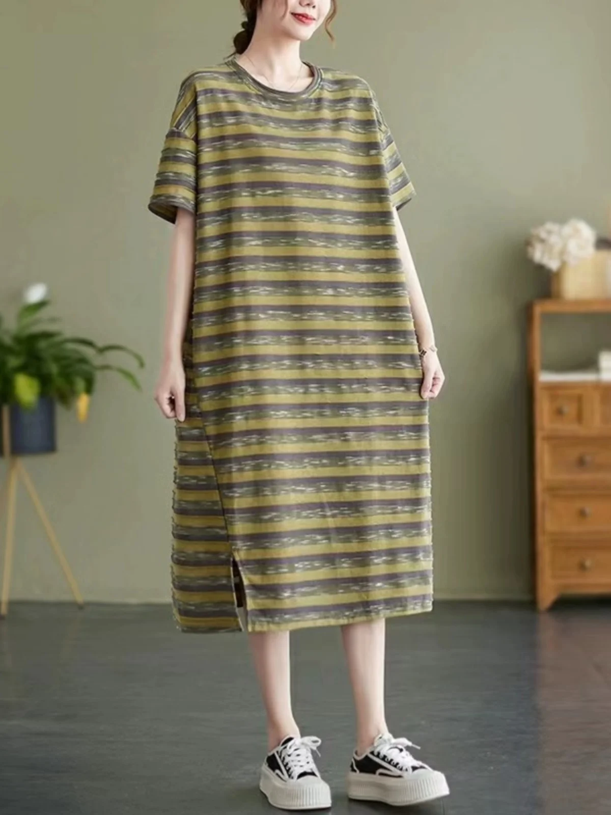 Retro Gestreifter Damenrock Sommer Neu Große Größen Locker Sitzend Figurformend Schlank Machend Midi Gerader Rock Künstlerisch Elegant