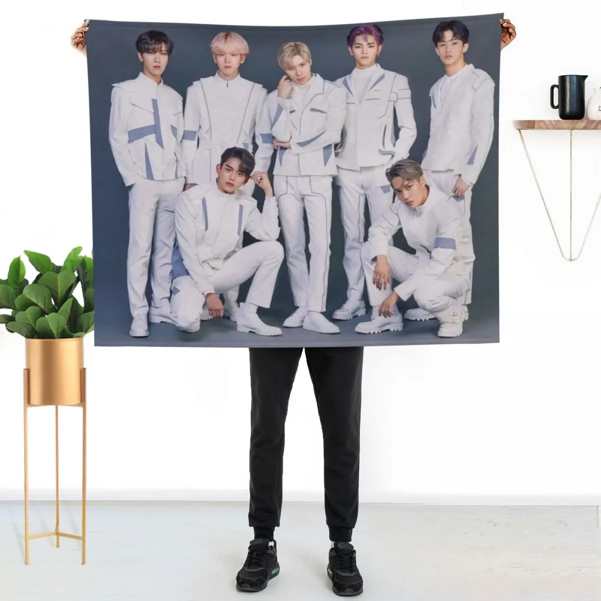 

SUPERM X KOREAN AIR LET'S GO EVERYWHERE Throw Blanket Warm Plush Fuzzy Blanket for Living Room