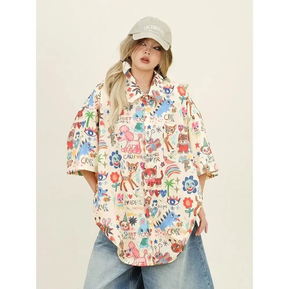 

Рубашка с короткими рукавами и мультяшным принтом, рубашка с полным принтом, летнее новое поступление, забавный свободный топ с граффити в американском стиле ретро