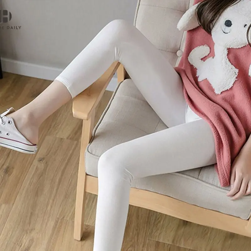 Black Leggings Woman Insulated Skin Student Nude Hips Jog Embroidery Loose Bootcut Thermo Checkered Matte V-Cut Beautiful Tights