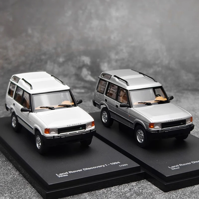 Almost Real Diecast 1:43 Scale 1994 Discovery 1 Generation Alloy Car Model Collection Decoration Boy Gift Toy Static Display
