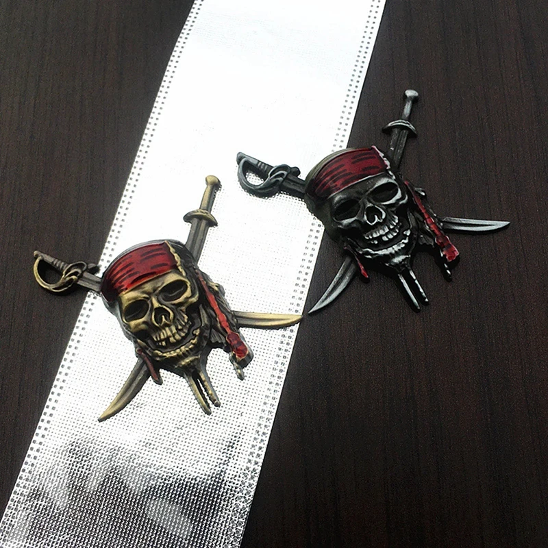 Car Styling 3D Metal Pirate Skull Emblem Badge Stickers Decals Auto Motorcycle Cover Scratches Personality Decor Accessories