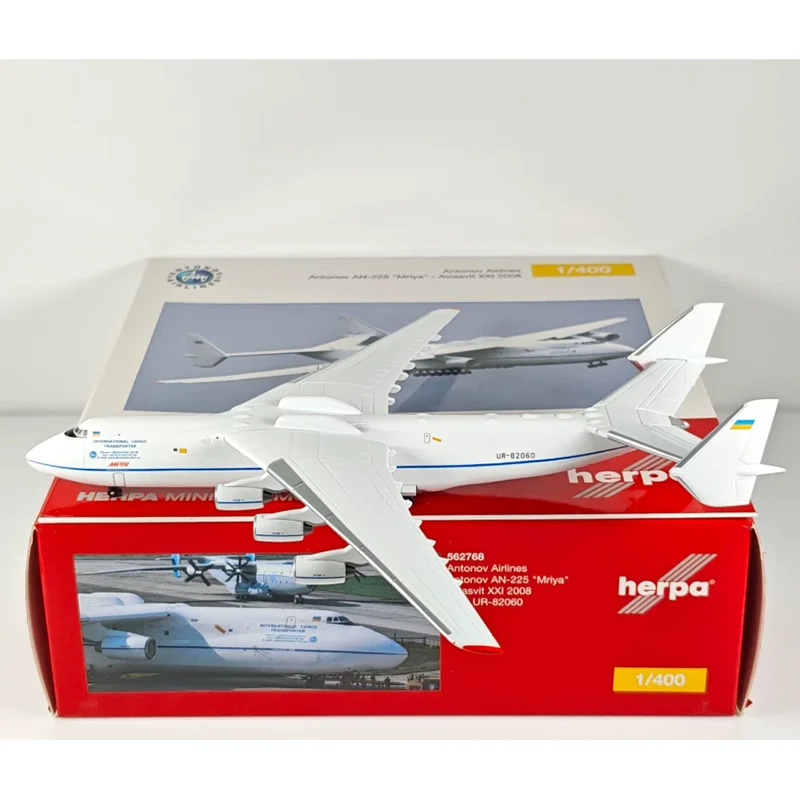 

Модель самолета Herpa 1/400, украинский транспортный самолет Ан-225 (АН-225) UR-82060, литая под давлением из сплава, коллекционная, для декора