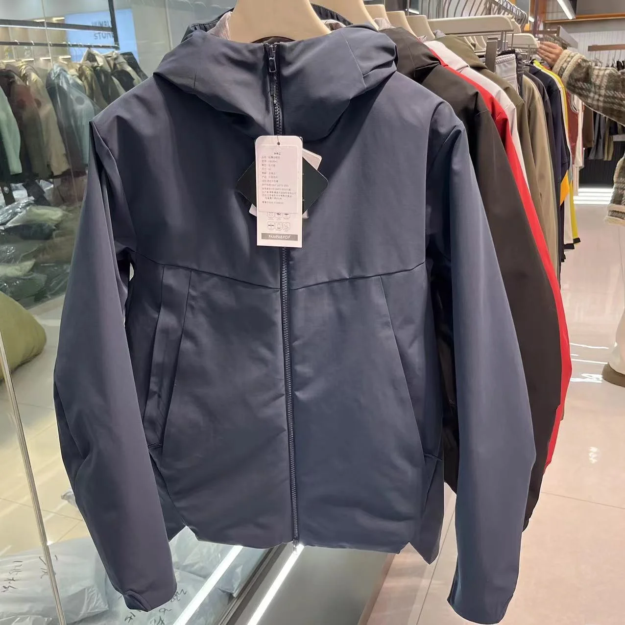 

Мужской уличный повседневный жилет-куртка с капюшоном, утепленный пухом, осенне-зимняя новинка, серия Sle Bird, стильный городской жилет Faion Sle Du