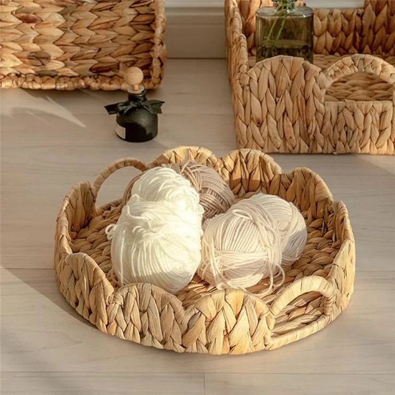 

-Y66A Scalloped Edge Round Tray, Round Serving Tray With Built-In Handles, Decoratve Tray For Coffee Table, Rattan Tray