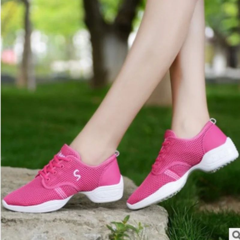 Lightweight Sneakers Fashion Sports Feature Soft Outsole Breathable Running Modern Dance Shoes Sneakers for Woman Practice Shoes