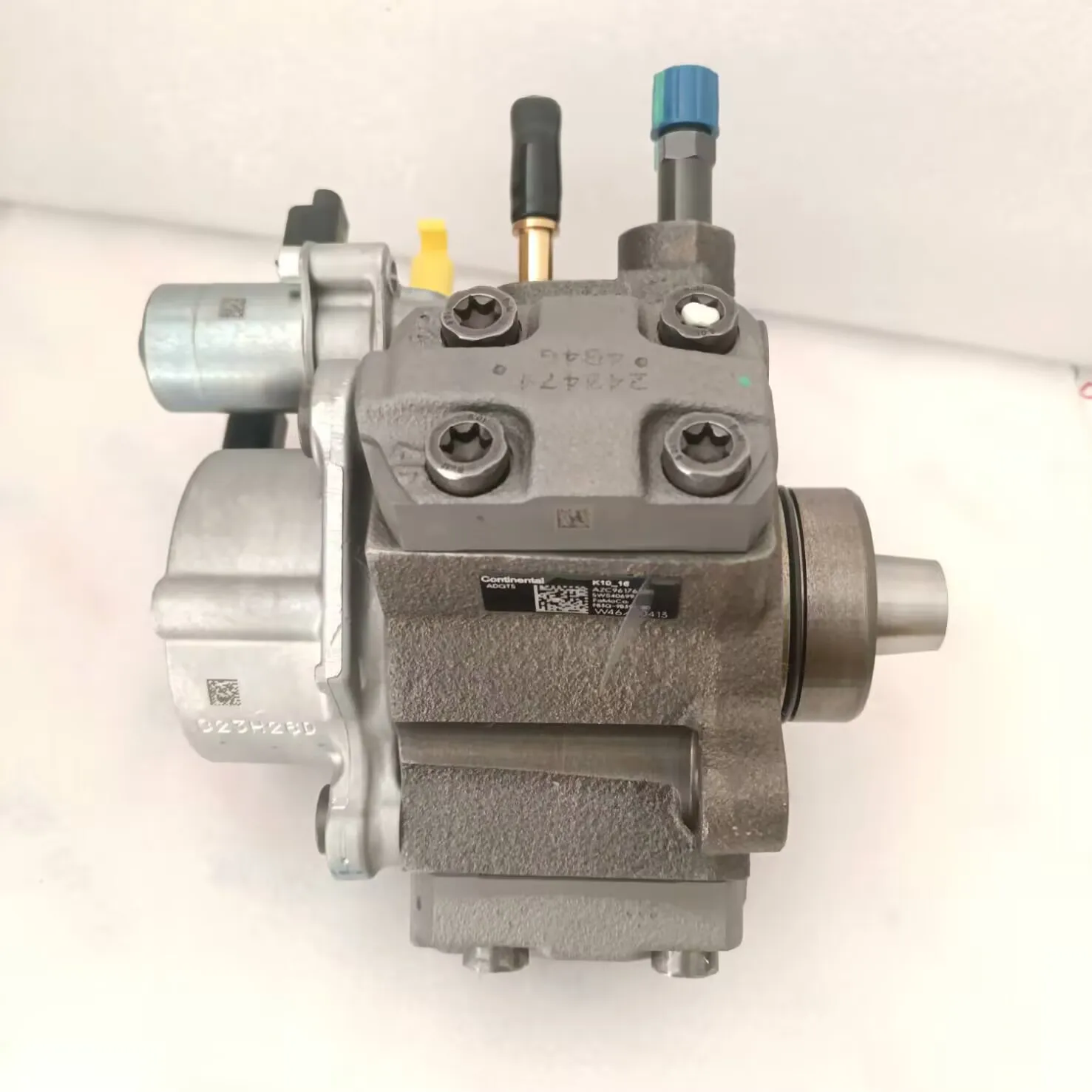 Original VDO Fuel Pump A2C96176300 5WS40699 5WS40695 A2C59517043 A2C53344441 FB3Q-9B395-BA Perfect Replacement Part