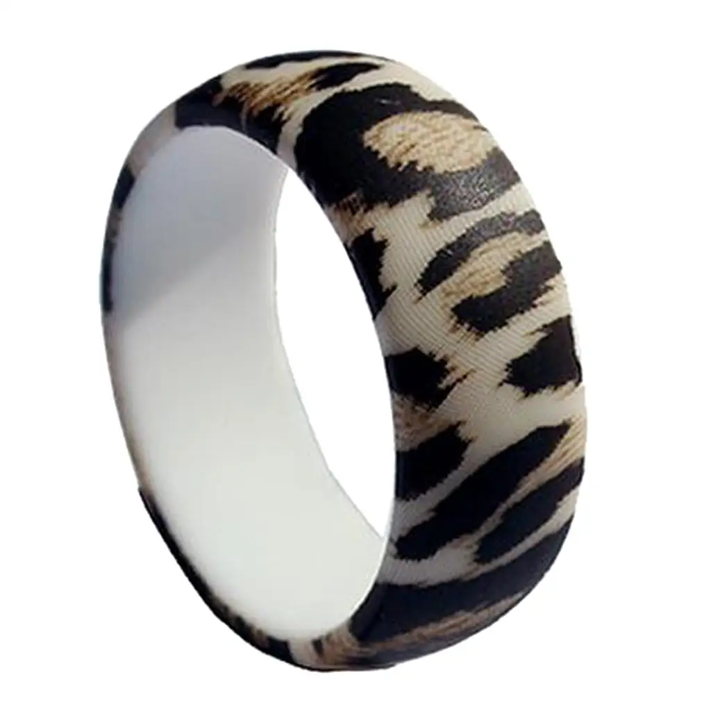 Silicone Wedding Ring Wide Durable Rubber Band Fashion Accessory for Outdoor Activities and Gym