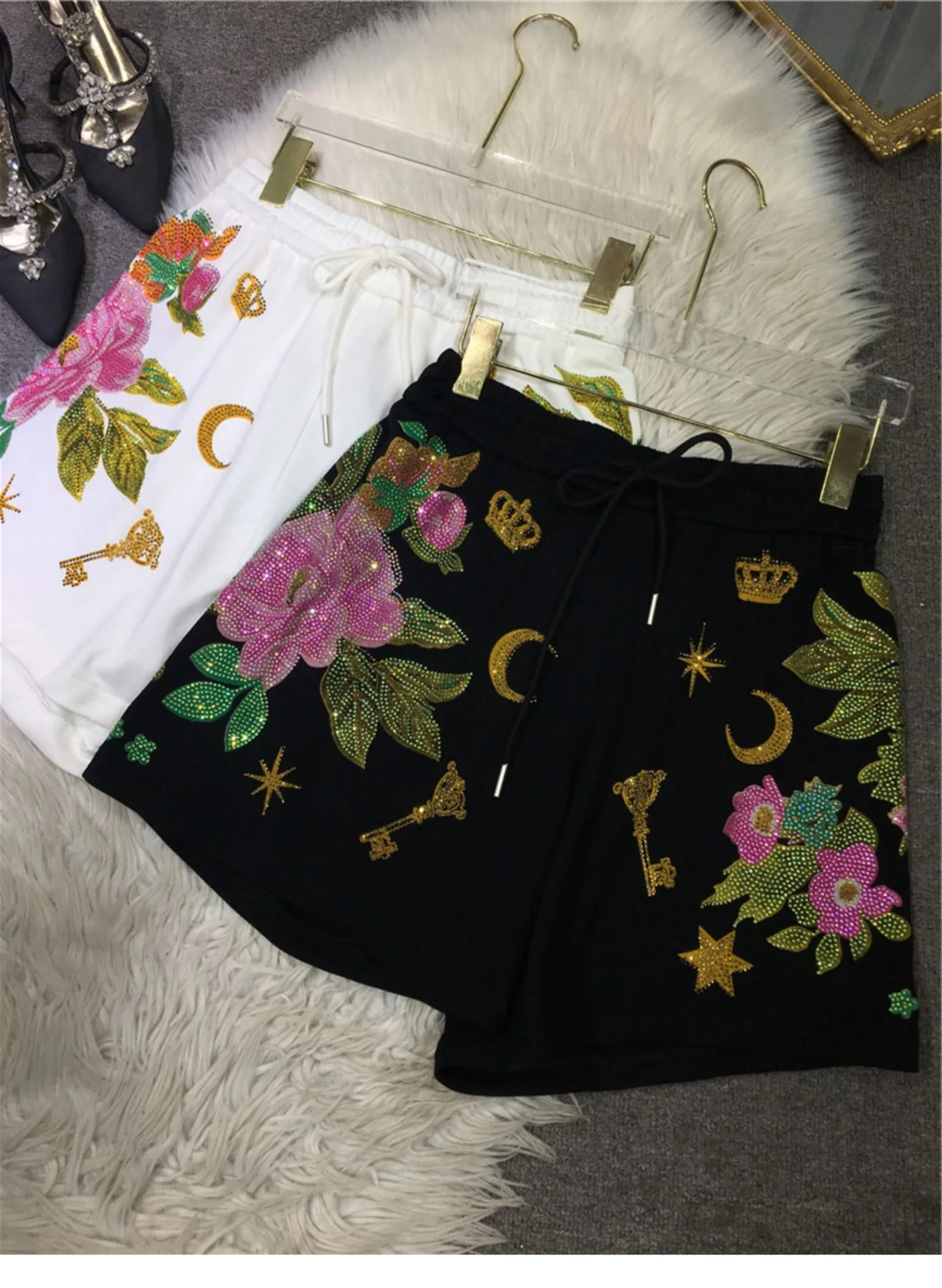 Plus Size Shorts Vintage Flower Pring High Quality Beading Summer Spring New Elastic Waist Casual Pockets