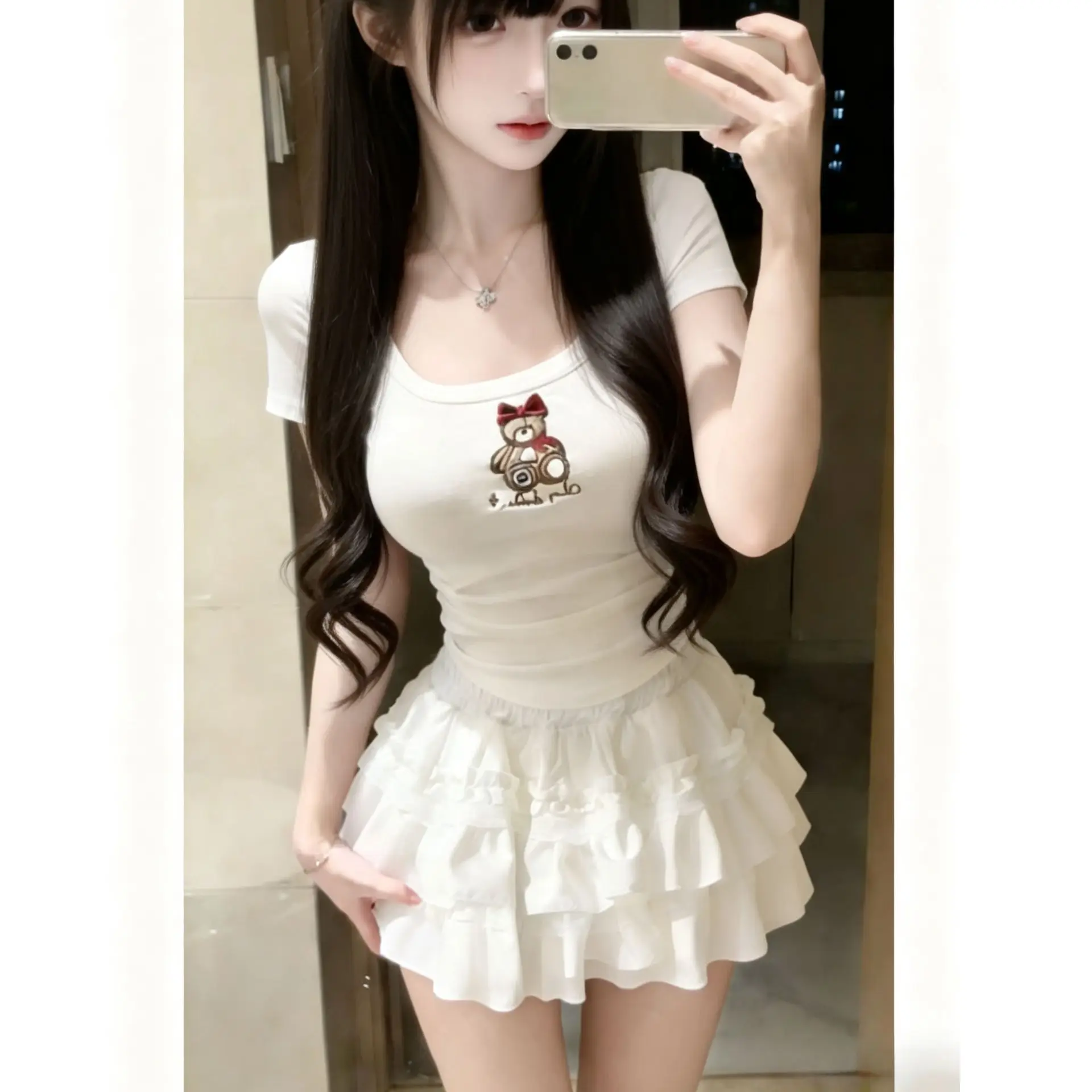

Summer Sweet Style Bear Print Short Sleeve T-Shirt And Puffy Skirt Two-Piece Set Women's Casual Sportswear Ensemble