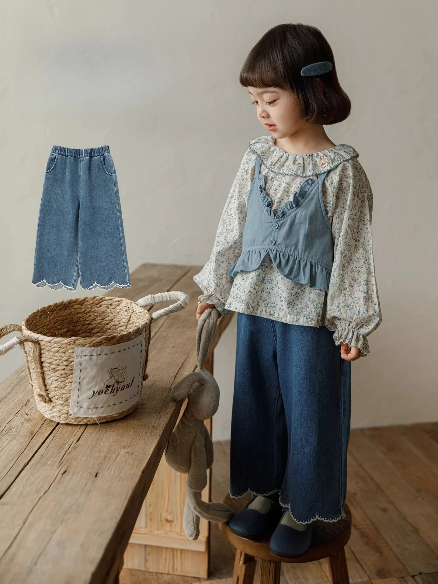 2 2026 New Girls Denim Pants Spring Autumn Loose Straight Leg Nine Points Blue Jeans Casual Kids Trousers