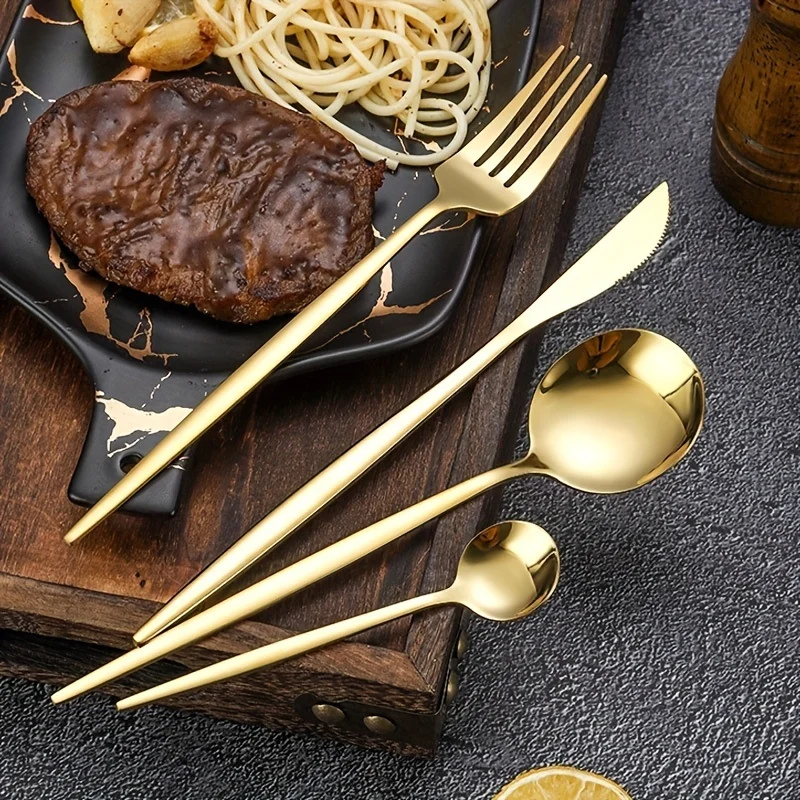 Conjunto de Talheres Dourados Criativo Conjunto de Talheres Portugueses de Aço Inoxidável - Faca, Garfo e Colher Pronto para Restaurante Familiar