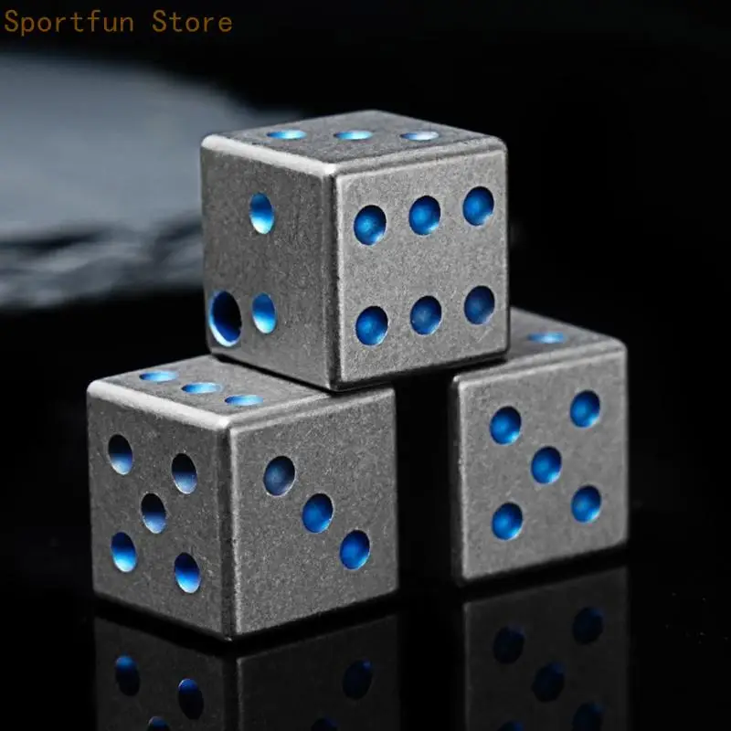 

X7jd с тяжелой дежурной титанами в кубиках, предлагая Super Hand Feel для игроков игроков