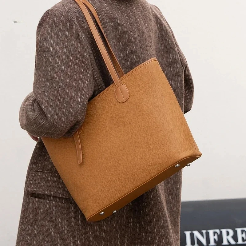 

Women's Luxury Female Large Capacity Bucket Bags Vintage High Quality Simple Handbag Ladies Genuine Leather Bucket Shoulder Bag