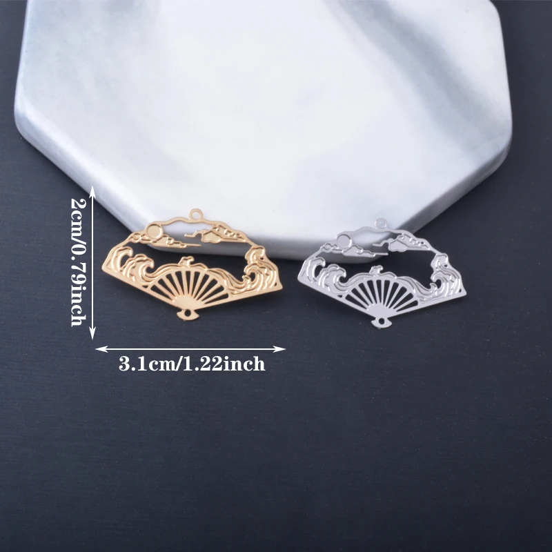 30 Stück AC11309 20*31mm Messing Laser-geschnittene fächerförmige Anhänger Verbinder Goldene kleine Sektoranhänger für DIY Schmuck, Halsketten- und Ohrringherstellung – Detail 4