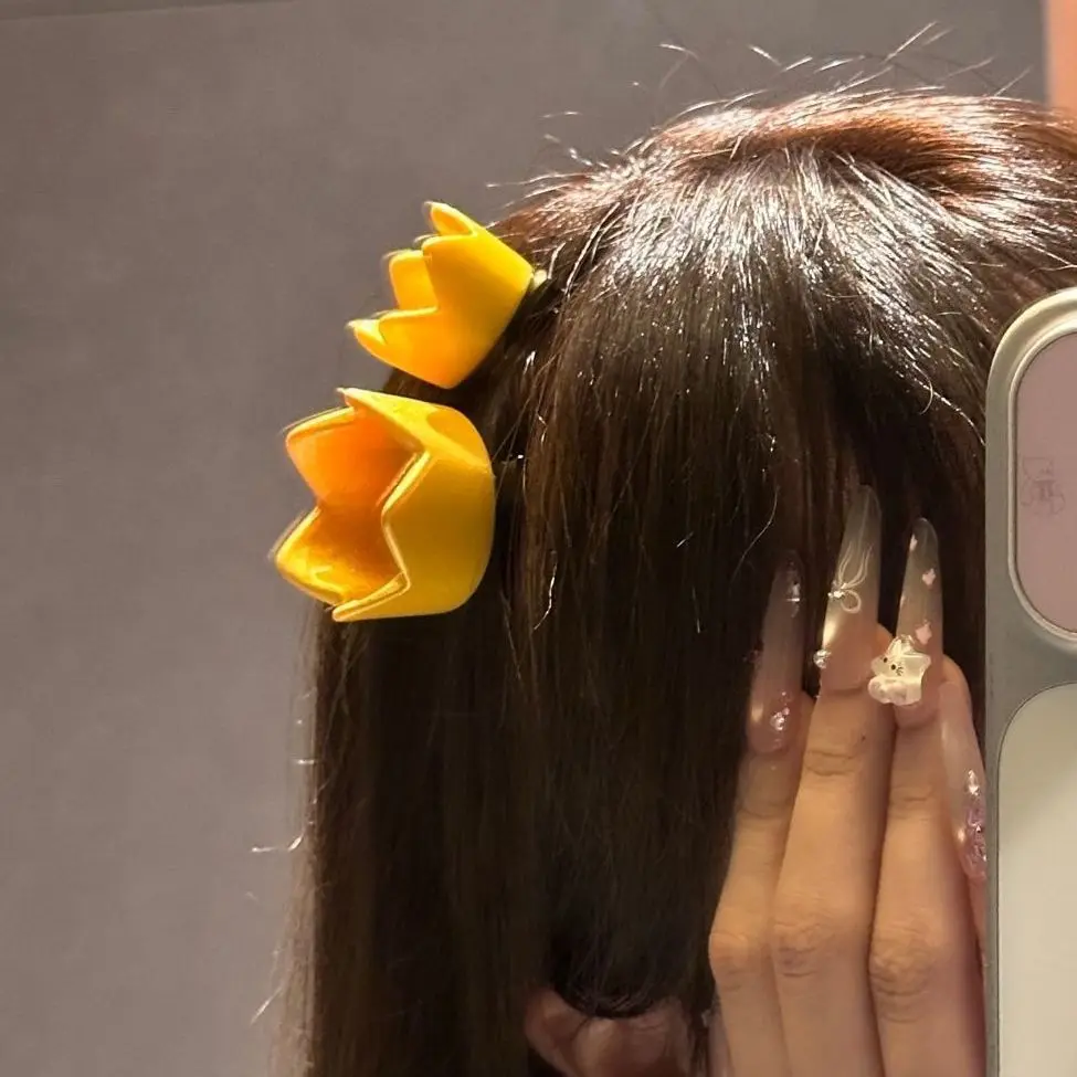 Adorable Little Crown Duckbill Clip Cosplay Character Props Accessories Hairpin Princess Birthday Prince Crown Hairpin view 2