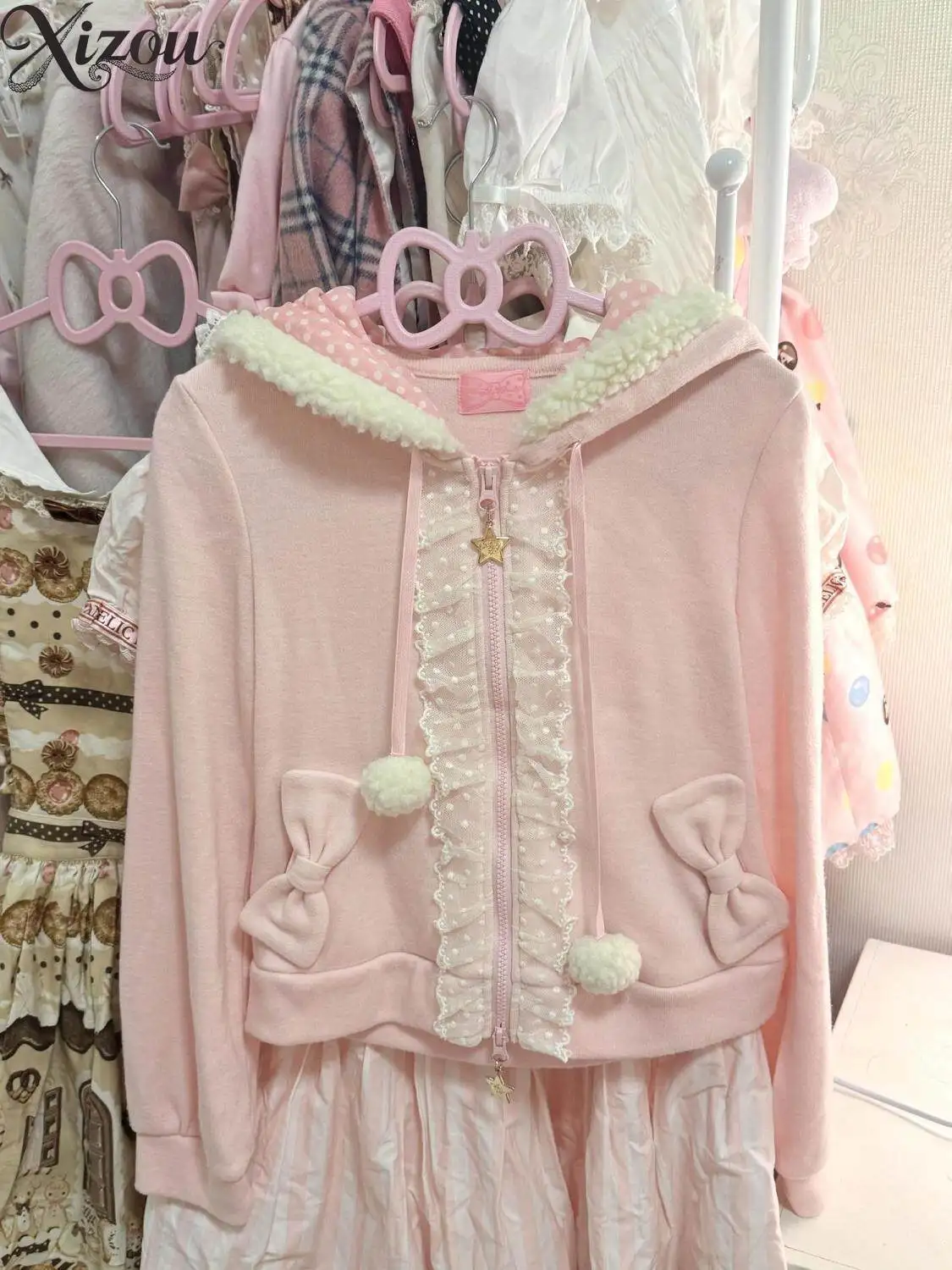 

Pink Plush Collar Polka Dot Hooded Cardigan Pom Drawstring Lace Bow Zipper Lolita Jacket 2026 Dot Spring Autumn Girl Sweet Cute
